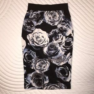 Blue floral pencil skirt